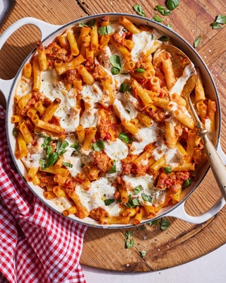 Cheesy Chicken Sausage Pasta Ba | What's Gaby Cooking | Foody