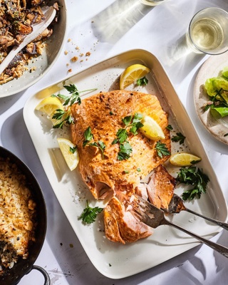 WGC-Dinner-Party-__-Salmon