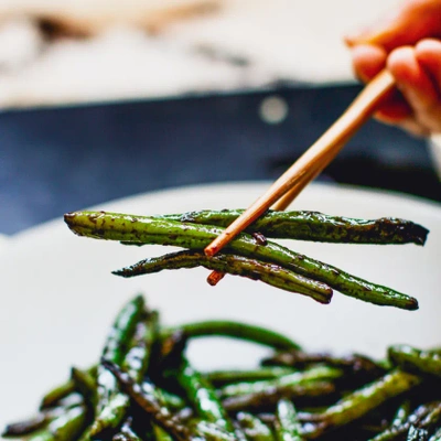 Dry Fried Garlic-y Green Beans | Jackie Shao | Foody