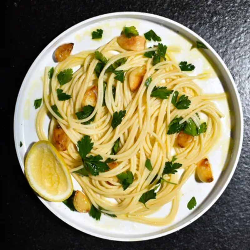 Garlic And Olive Oil Pasta Christian Reynoso Foody